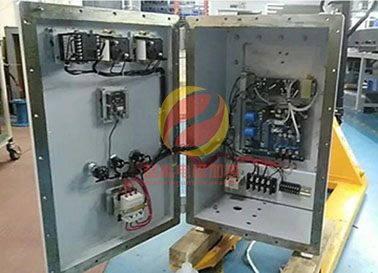 隔爆型防爆柜內(nèi)部