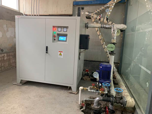 采暖爐現(xiàn)場圖